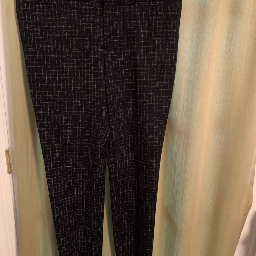 Banana Republic Sloan women pants. Size 10. NWT.